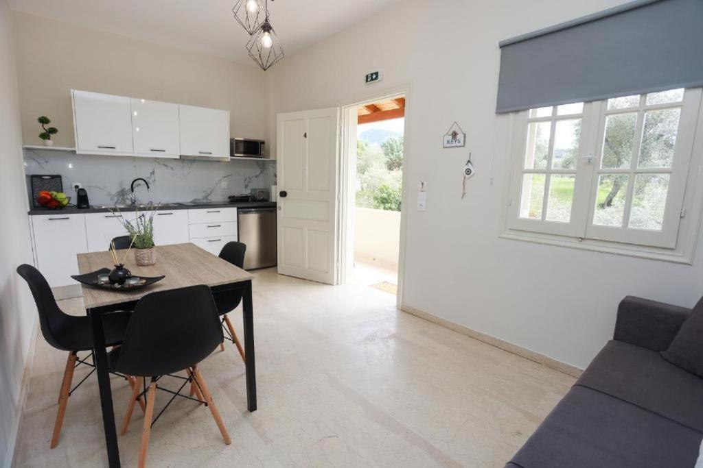 Kouros Apartments Litheres Экстерьер фото