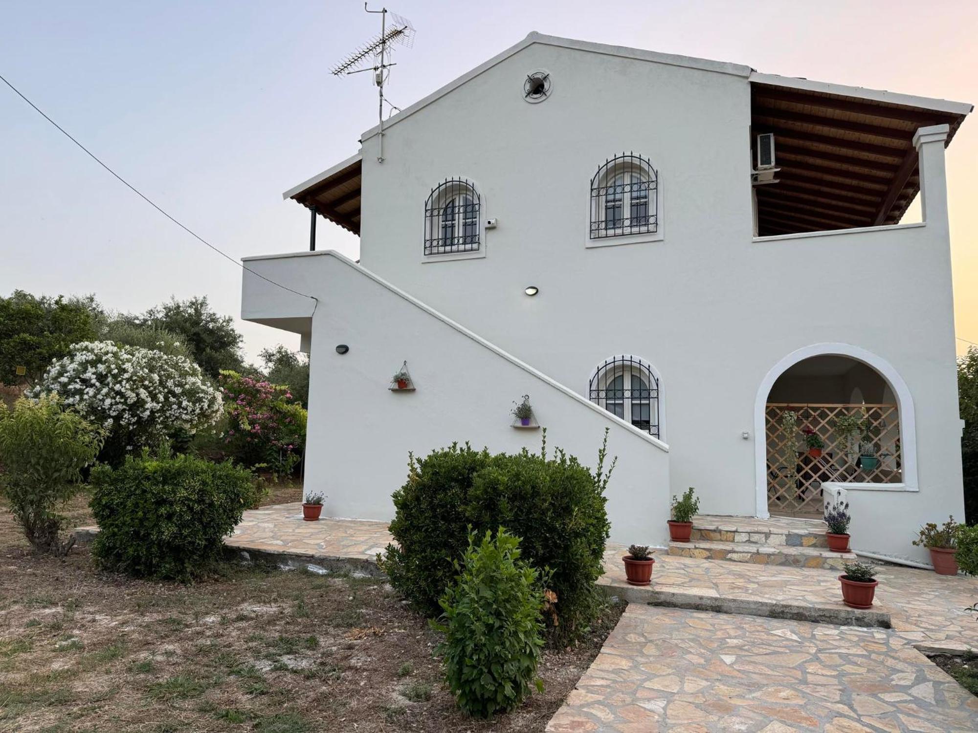 Kouros Apartments Litheres Экстерьер фото